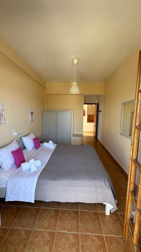 Romanza Rooms Poúlithra المظهر الخارجي الصورة